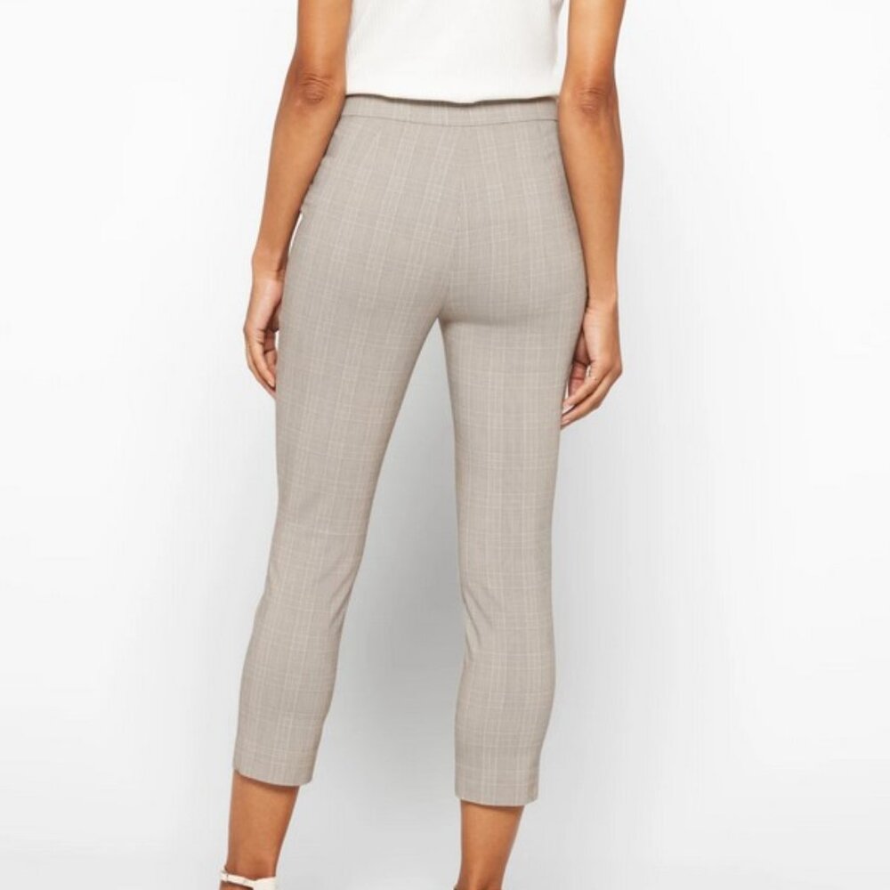 Violets & Roses Slim Pant - Picture 2 of 8